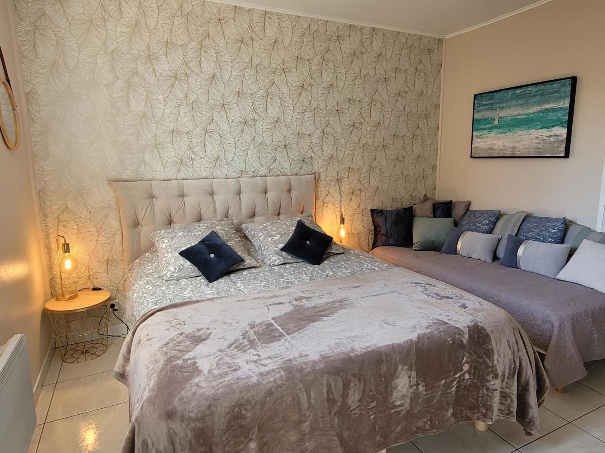Villa Renovee Avec Piscine Privee Clermont-lʼHérault Kültér fotó